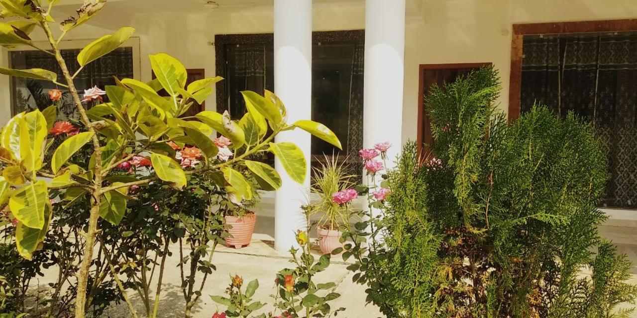 Radha Rani Mahal Khajuraho Hotel Exterior foto